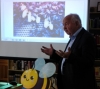 „Brzęczenie pszczół jest głosem ogrodu” - Światowy Dzień Pszczół w Miejskiej Bibliotece Publicznej