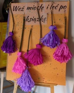 Weź miotłę i leć po książkę… Książka nie straszy!