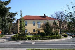 Biblioteka od strony UM